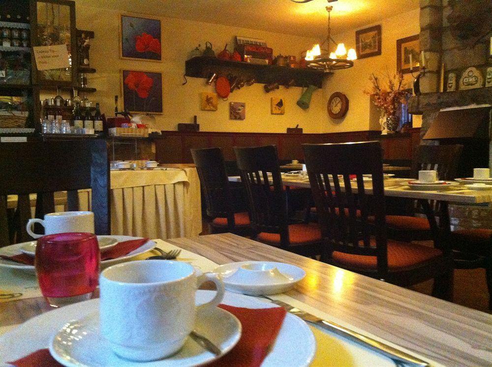 Hotel Restaurant The Kings Head Inn Fourons Extérieur photo